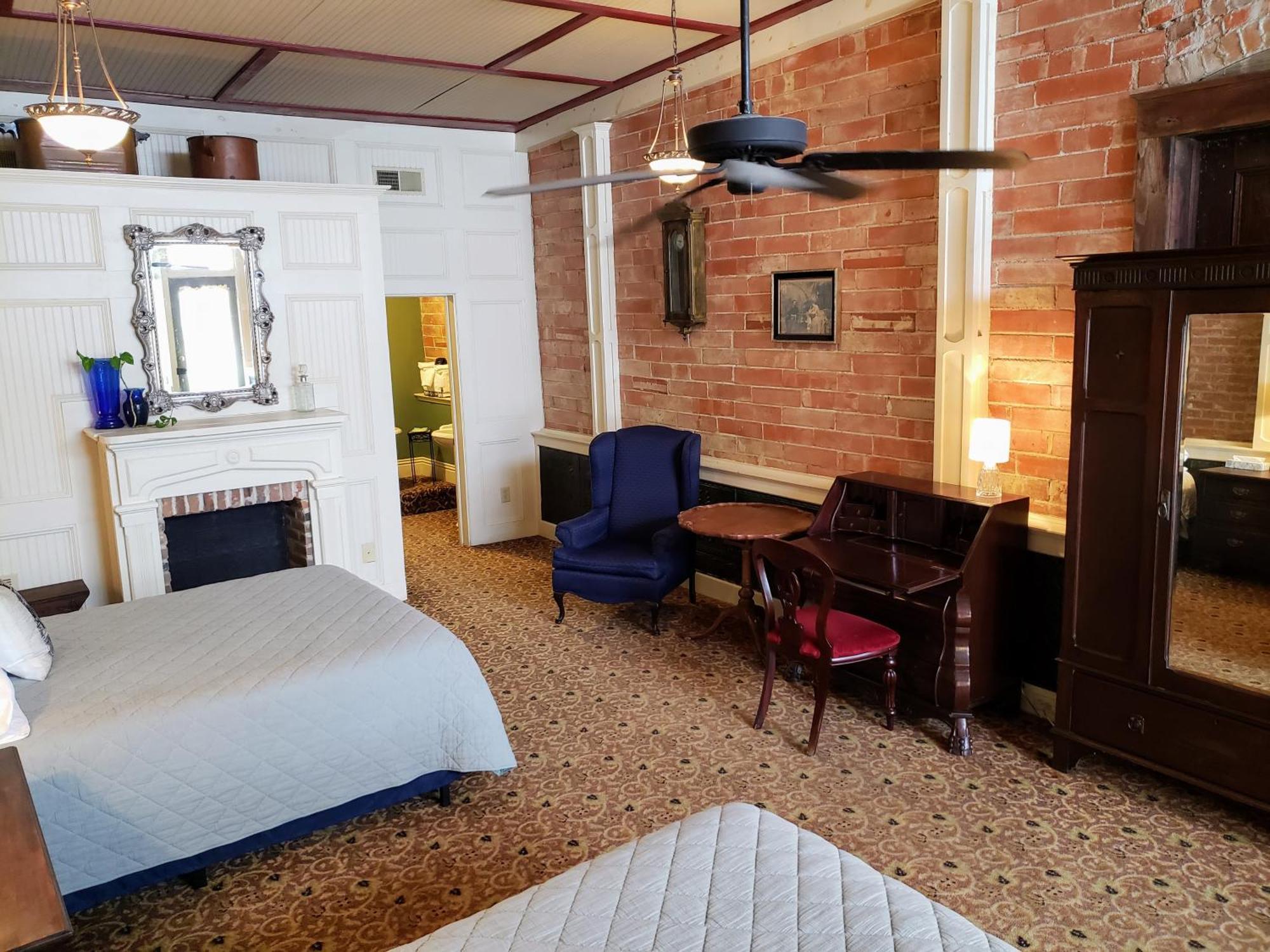 Iron Horse Hotel Blackwater المظهر الخارجي الصورة